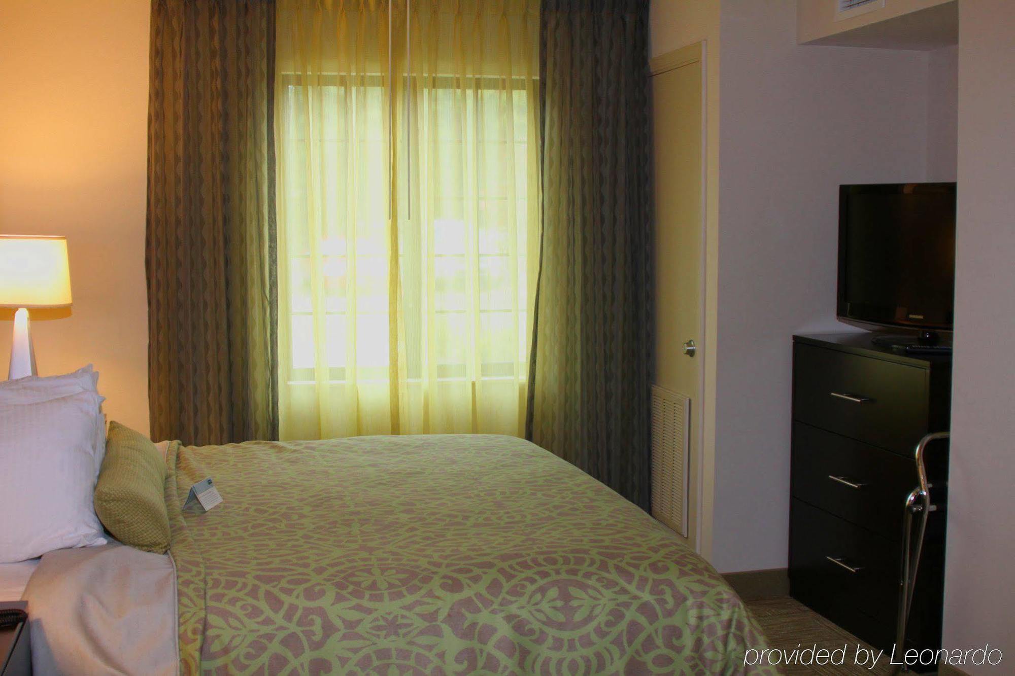 Staybridge Suites Syracuse Liverpool By Ihg Экстерьер фото